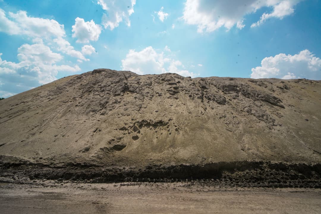 Manufactured / Crusher Sand (M-Sand)
